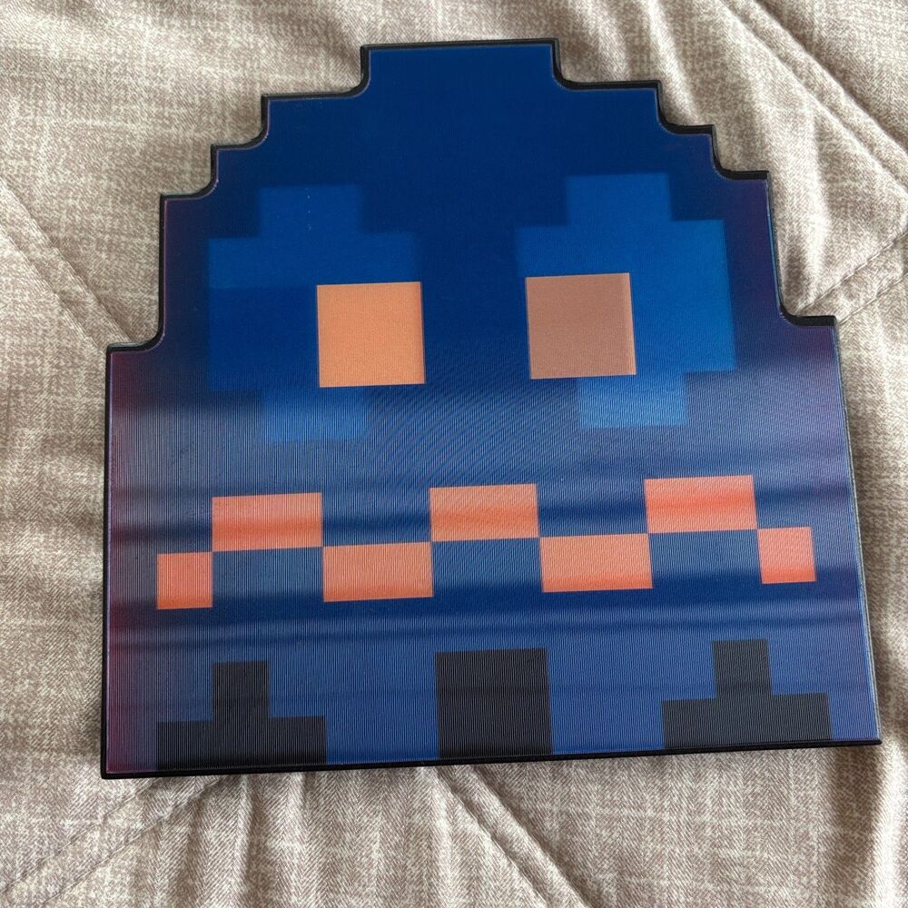 Bandai Namco Pac-Man Ghost Lenticular 3D Motion Wood Wall Art / Shelf Sitter
